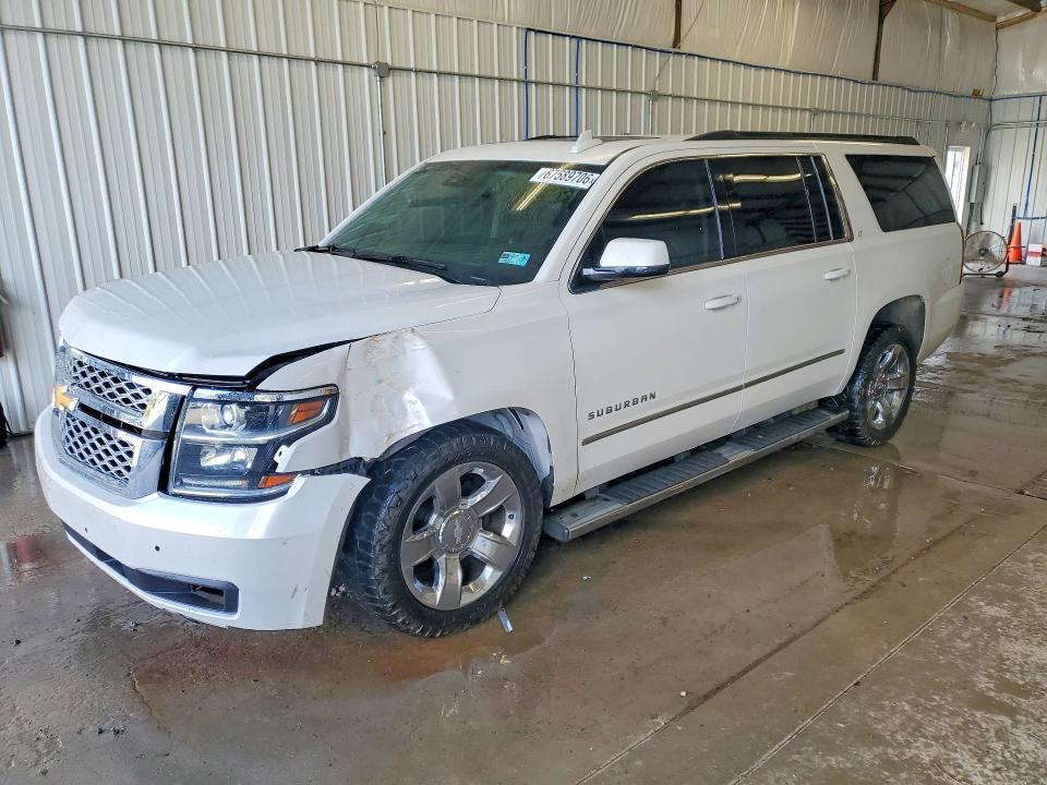 2017 Chevrolet Suburban VIN 1GNSKHKCXHR127233 — COPART salvage auction photo