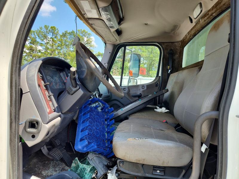 2020 Freightliner M2 VIN 3ALACWFC8LDLM6992 COPART salvage auction — FRONT END, AZ - CERT OF TITLE - SALVAGE, sold $0 on 2026-09-25 (photo 7)