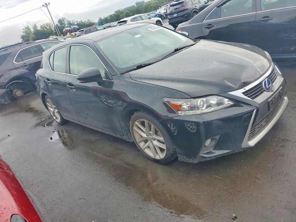 2014 Lexus Ct 200 VIN JTHKD5BH2E2188737 COPART salvage auction — MINOR DENT/SCRATCHES, CT - CERTIFICATE OF TITLE, sold $2,200 on 2026-09-08 (photo 4)