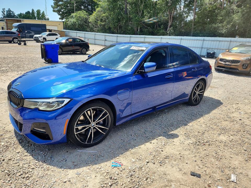 2021 BMW 3er VIN WBA5P7C00MFJ92235 — COPART salvage auction photo