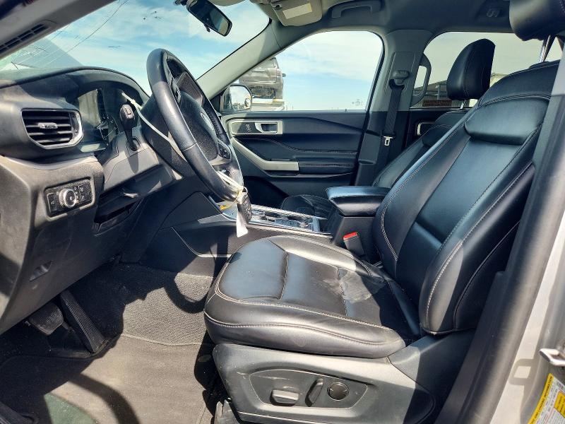 2023 Ford Explorer VIN 1FMSK8DH2PGB74067 COPART salvage auction — SIDE, Salvage Title, sold $7,100 on 2026-10-08 (photo 7)
