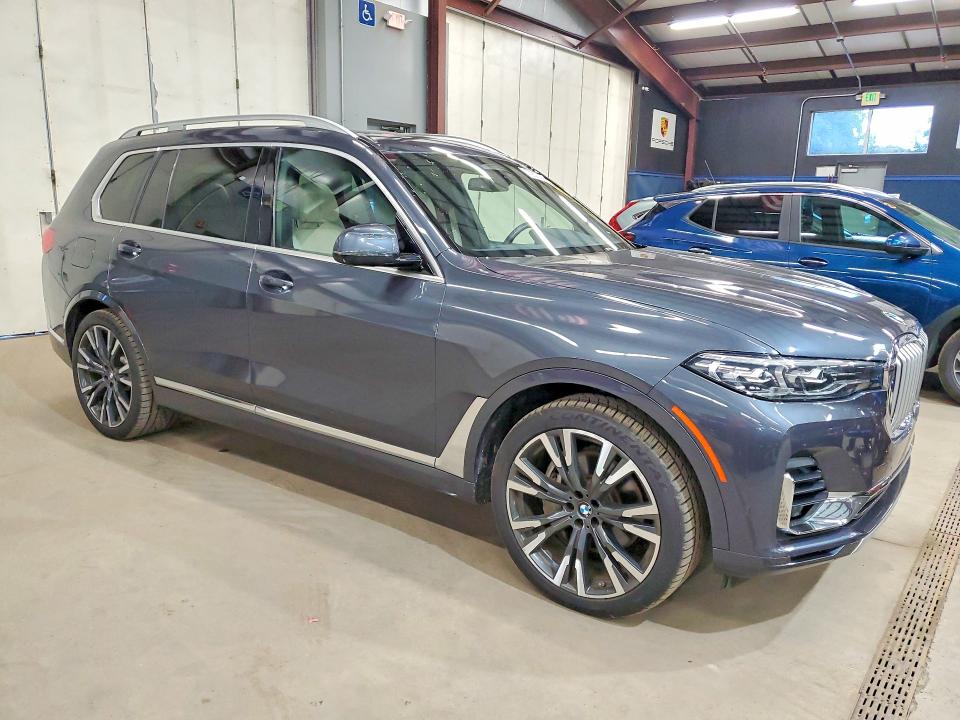 2019 BMW X7 VIN 5UXCW2C52KLB43548 COPART salvage auction — MINOR DENT/SCRATCHES, PA - CERT OF TITLE (P), sold $19,000 on 2026-09-25 (photo 4)