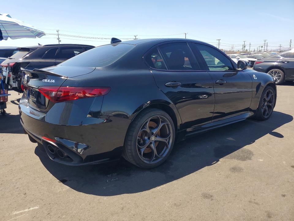 2018 Alfa romeo Giulia VIN ZARFAEAV6J7578407 COPART salvage auction — UNDERCARRIAGE, Ca - Salvage Certificate, sold $22,500 on 2026-09-09 (photo 3)