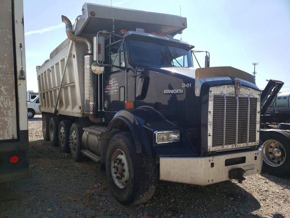 2002 Kenworth T800 VIN 1NKDL00X72J898243 COPART salvage auction — REAR END, IN - CERTIFICATE OF TITLE (P), sold $9,200 on 2026-10-06 (photo 4)