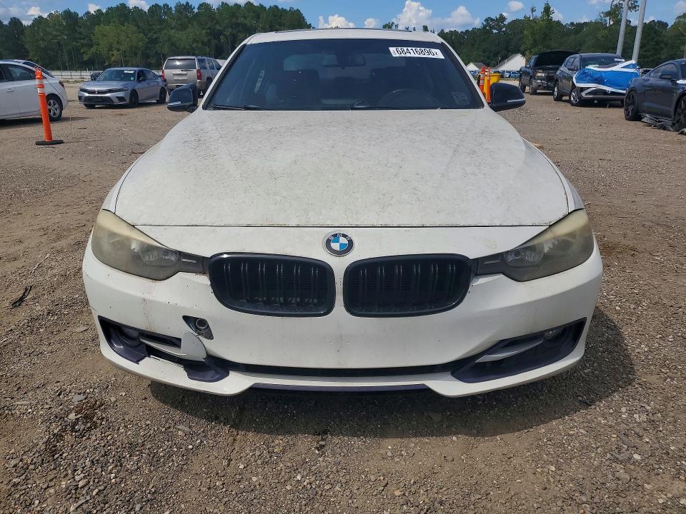 2012 BMW 3er VIN WBA3A5C5XCF342049 COPART salvage auction — MECHANICAL, LA - CERTIFICATE OF TITLE, sold $0 on 2026-09-16 (photo 5)