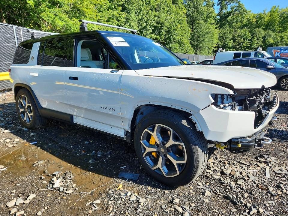 2023 Rivian R1s VIN 7PDSGABA5PN021545 COPART salvage auction — FRONT END, Md - Cert Of Salvage < 75% Damage, sold $19,000 on 2026-09-15 (photo 4)