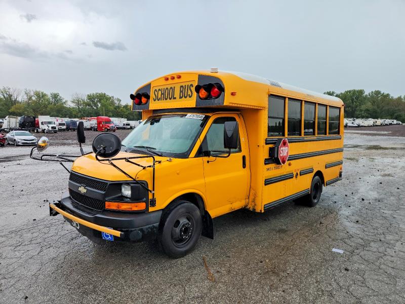 2010 Thomas Minotour g3500 VIN 1GB6G3AG1A1157605 COPART salvage auction — MINOR DENT/SCRATCHES, KS - CERTIFICATE OF TITLE, sold $2,000 on 2026-10-22 (photo 2)