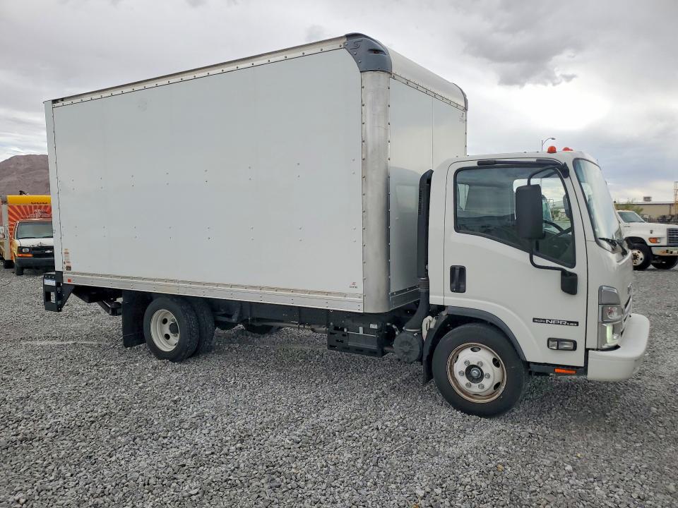 2023 Isuzu Npr hd VIN 54DC4W1D0PS210890 COPART salvage auction — MINOR DENT/SCRATCHES, NV - CERTIFICATE OF TITLE, sold $36,750 on 2026-09-29 (photo 4)