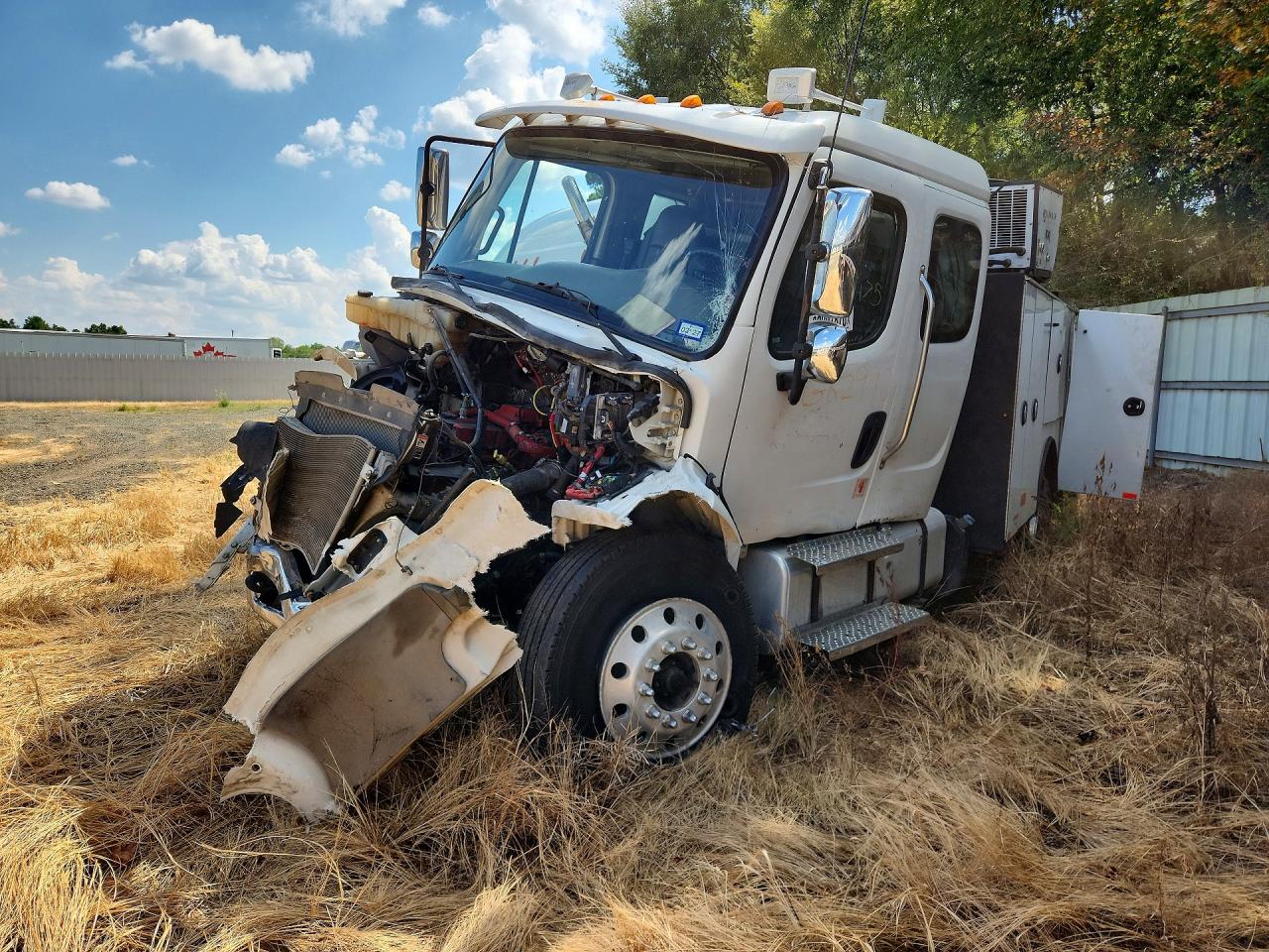 2015 Freightliner M2 106 VIN 3ALACWCY5FDGK2990 — COPART salvage auction photo