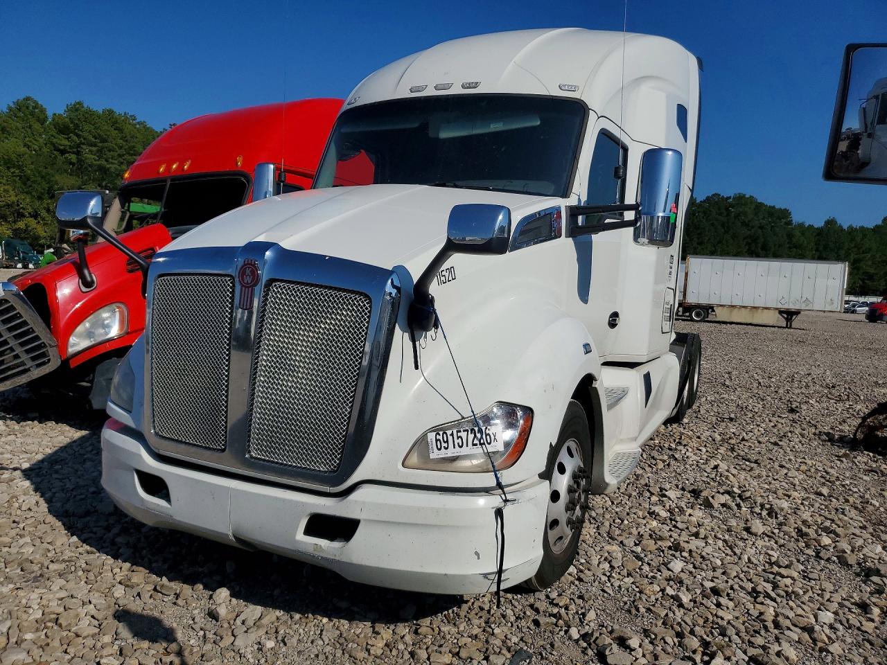 2020 Kenworth Construction VIN 1XKYDP9X5LJ311152 — COPART salvage auction photo