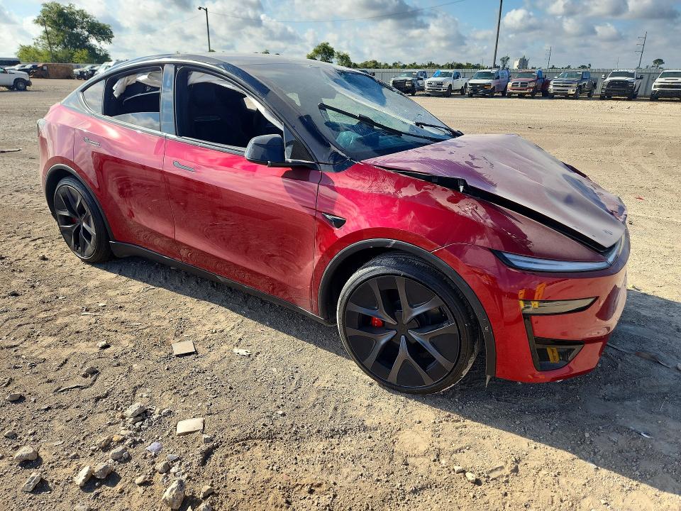 2026 Tesla Model y VIN 7SAYGDET9TA672492 COPART salvage auction — FRONT END, Tx - Salvage Vehicle Title, sold $24,300 on 2026-09-23 (photo 4)