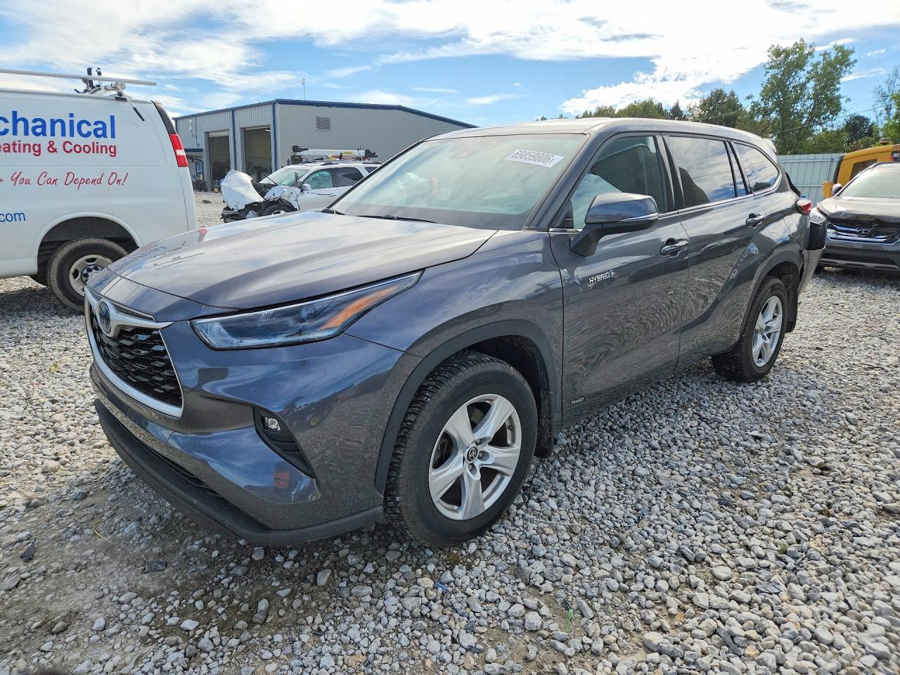 2021 Toyota Highlander Hybrid VIN 5TDBBRCH1MS529386 — COPART salvage auction photo