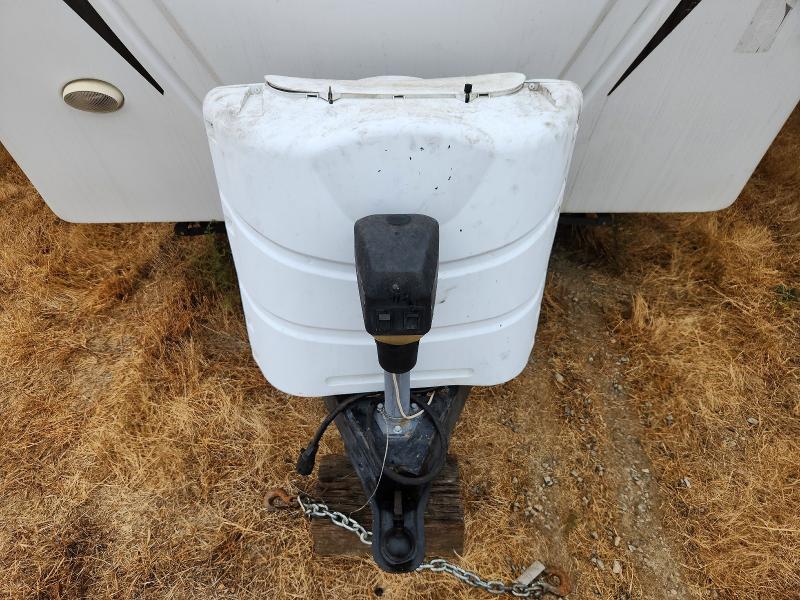 2012 Rockwood Trailers VIN 4X4TRLG25C1843700 COPART salvage auction — MINOR DENT/SCRATCHES, CA - DIS/DLR/EXP ONLY CLEAN TITLE, sold $2,300 on 2026-10-01 (photo 7)