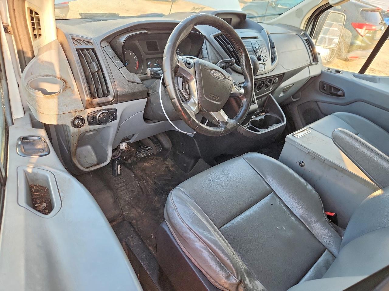 2016 Ford Transit VIN 1FTYR1YM7GKB29440 COPART salvage auction — Mechanical, VA - CERTIFICATE OF TITLE, sold $750 on 2026-09-29 (photo 8)