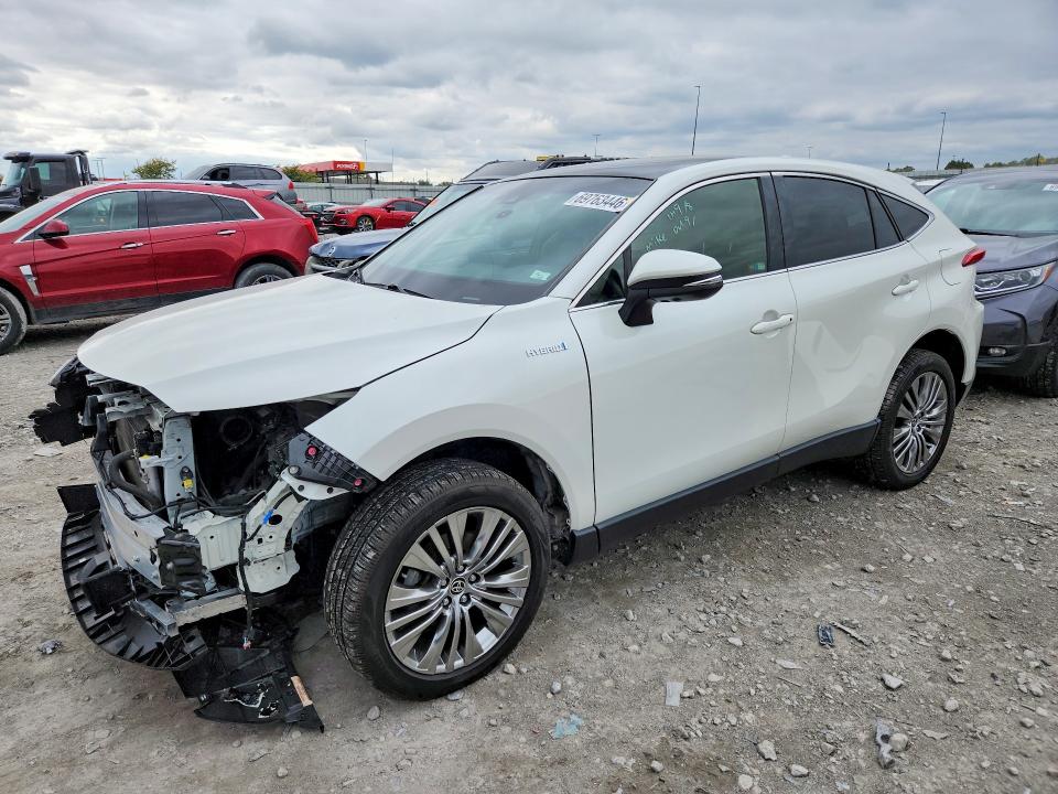2021 Toyota Venza VIN JTEAAAAH4MJ027953 — COPART salvage auction photo