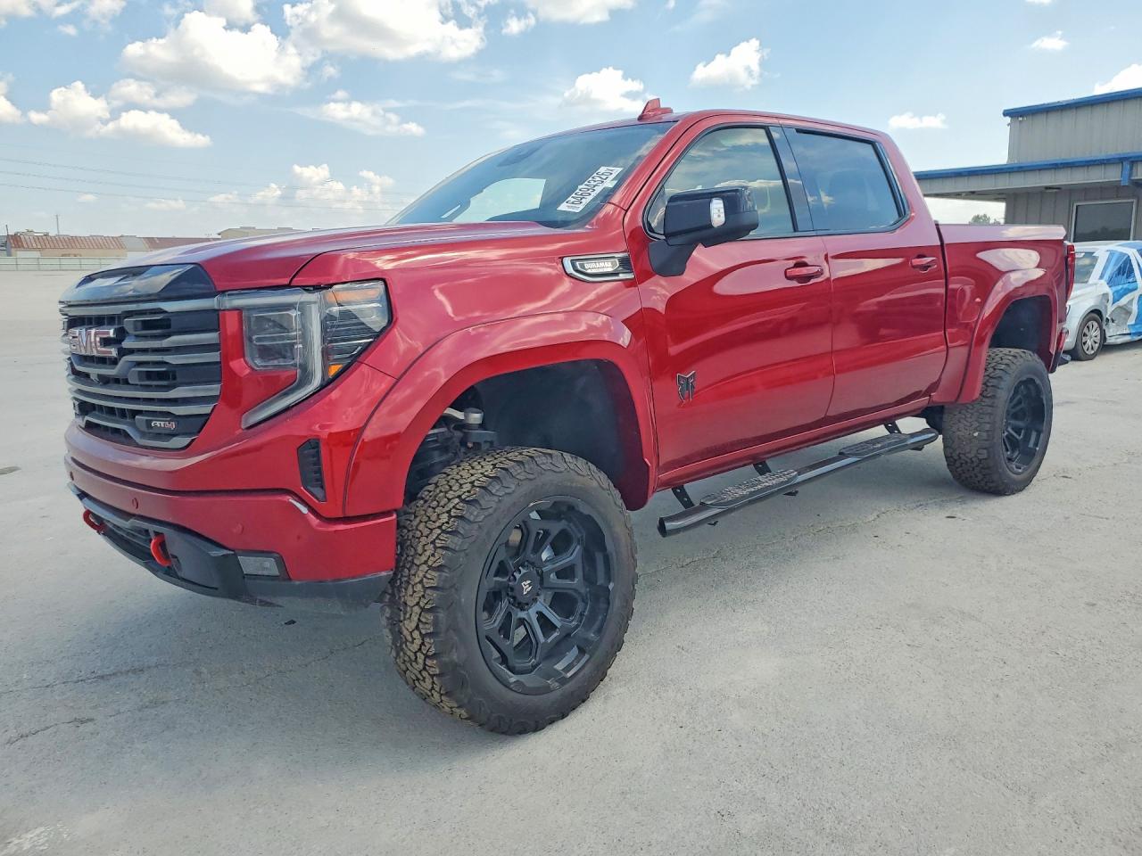 2025 GMC Sierra VIN 1GTUUEE80SZ281068 — COPART salvage auction photo