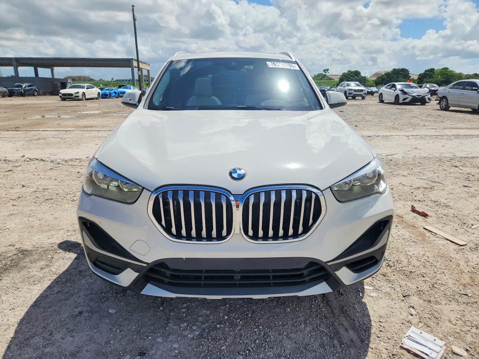 2021 BMW X1 VIN WBXJG7C00M5T23402 COPART salvage auction — MECHANICAL, FL - CERTIFICATE OF TITLE (P), sold $11,200 on 2026-10-06 (photo 5)