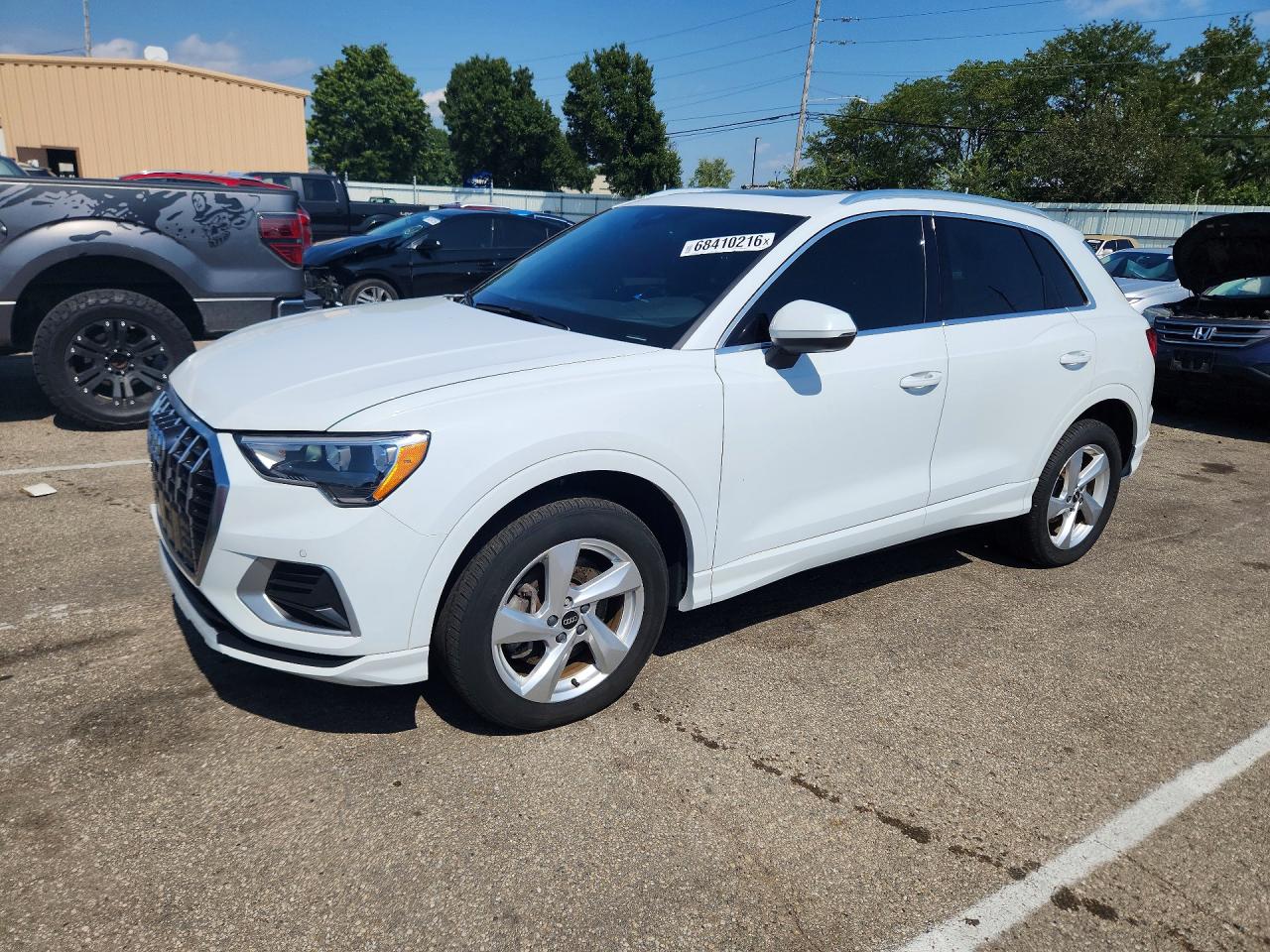 2022 Audi Q3 VIN WA1AUCF33N1148196 — COPART salvage auction photo