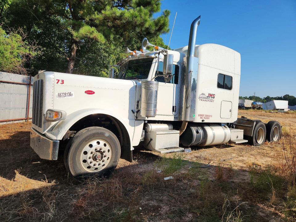 2019 Peterbilt 389 VIN 1XPXD49X4KD663284 — COPART salvage auction photo