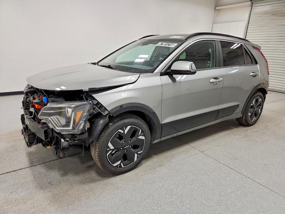 2023 Kia Niro VIN KNDCR3L17P5028223 — COPART salvage auction photo