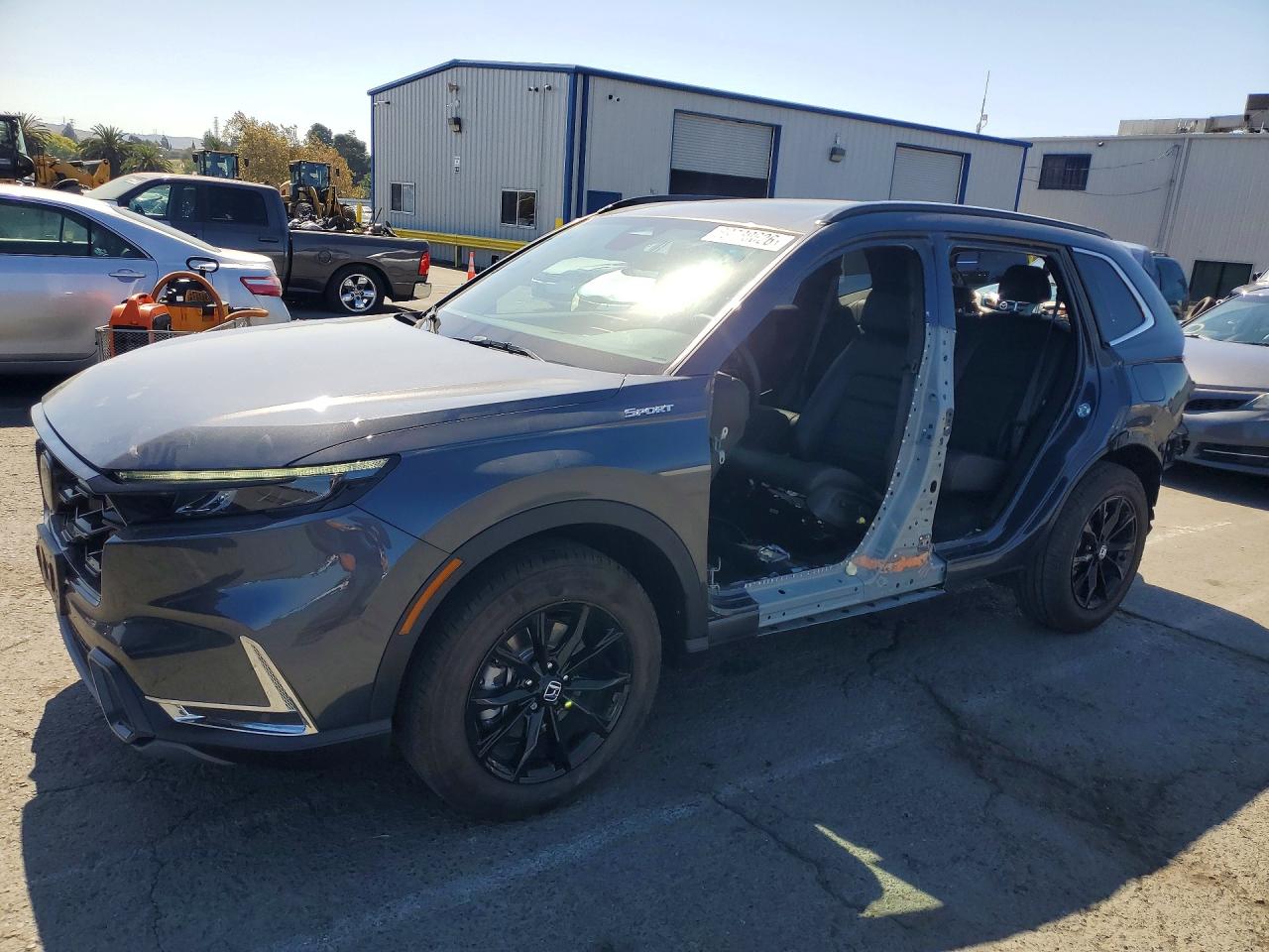 2025 Honda CR-V VIN 7FARS6H84SE011817 — COPART salvage auction photo