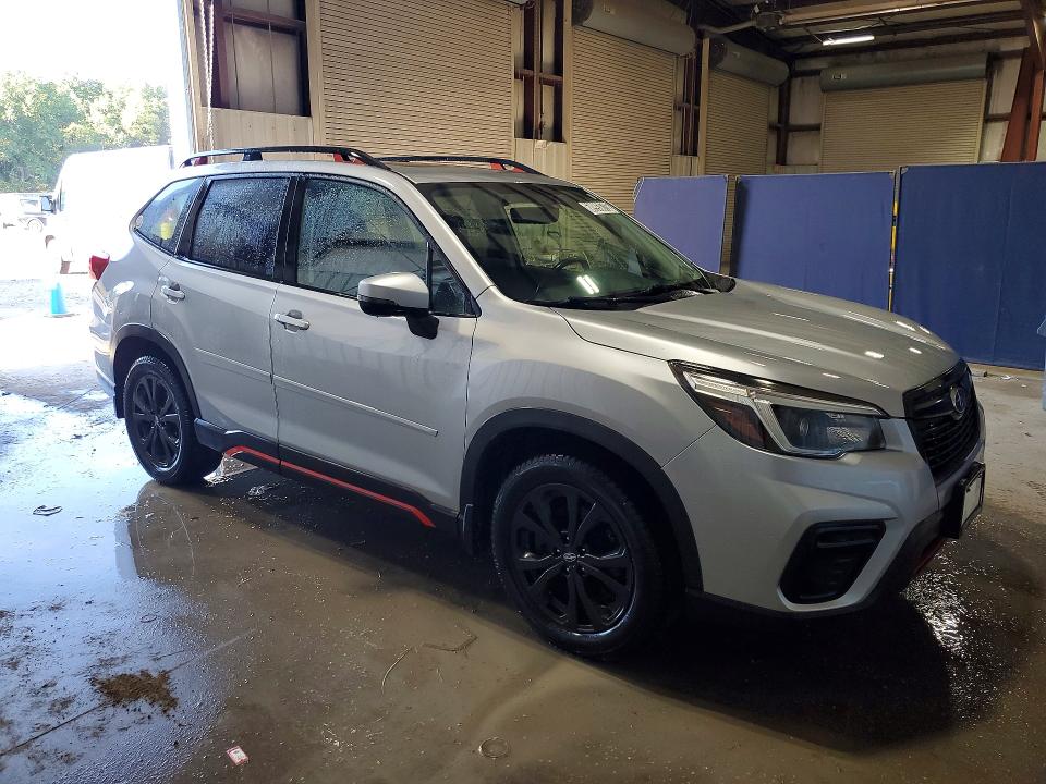 2021 Subaru Forester VIN JF2SKALC1MH521915 COPART salvage auction — MINOR DENT/SCRATCHES, Pa - Cert Of Title (P), sold $0 on 2026-09-30 (photo 4)