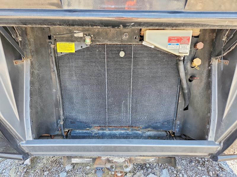 2006 Foresriver VIN 4UZAB2DJ36CW37027 COPART salvage auction — WATER/FLOOD, KY - CERT OF TITLE-SALVAGE WATER, sold $2,650 on 2026-09-24 (photo 7)