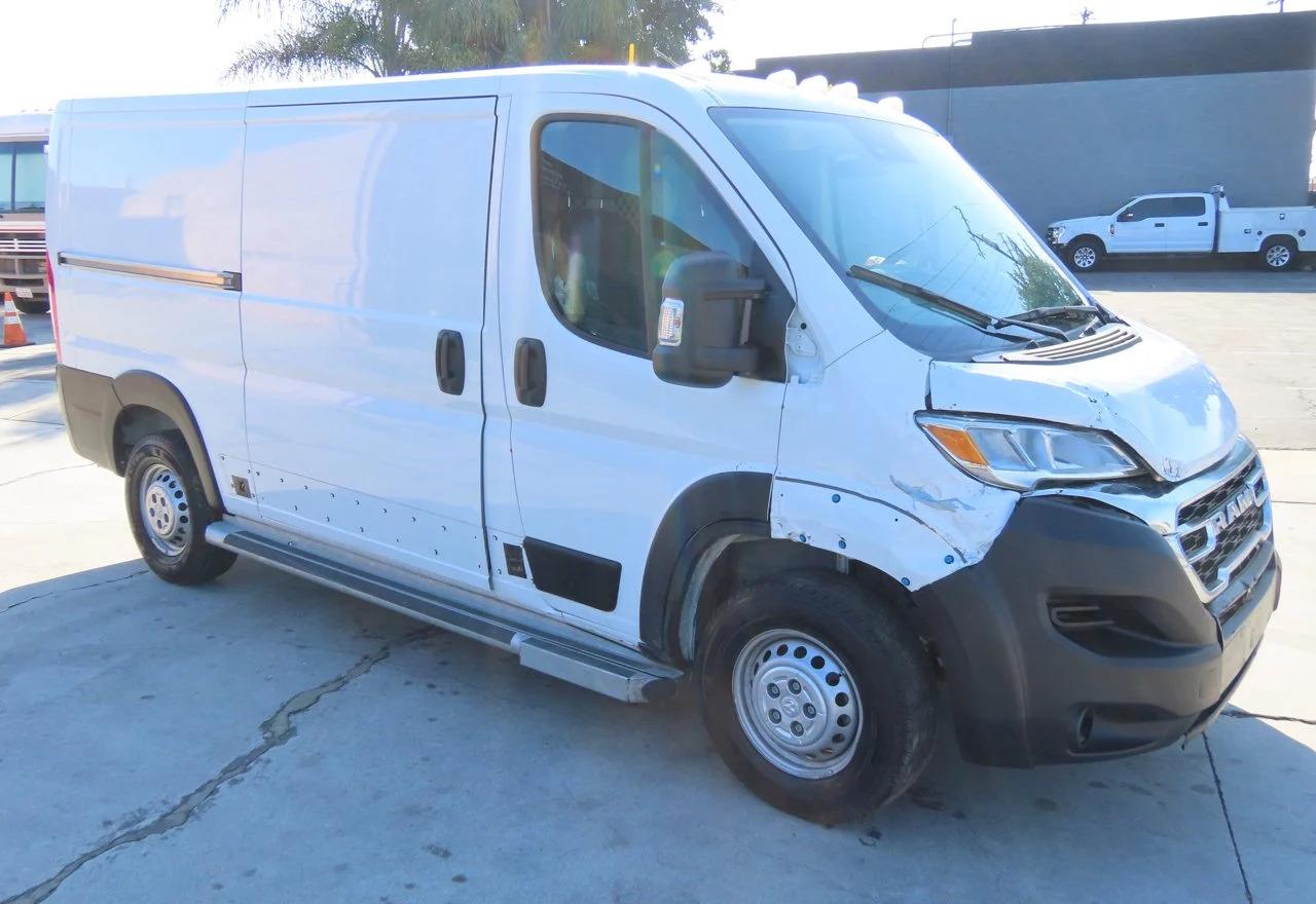 2025 Ram ProMaster 2500 VIN 3C6LRVVG2SE542529 — COPART salvage auction photo