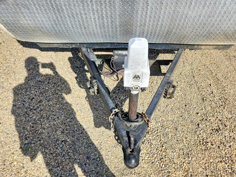 2009 Cross roads Unknown VIN 4V0TC32239B014373 COPART salvage auction — NORMAL WEAR, AB - BOS - ACTIVE, sold $2,450 on 2026-09-24 (photo 7)