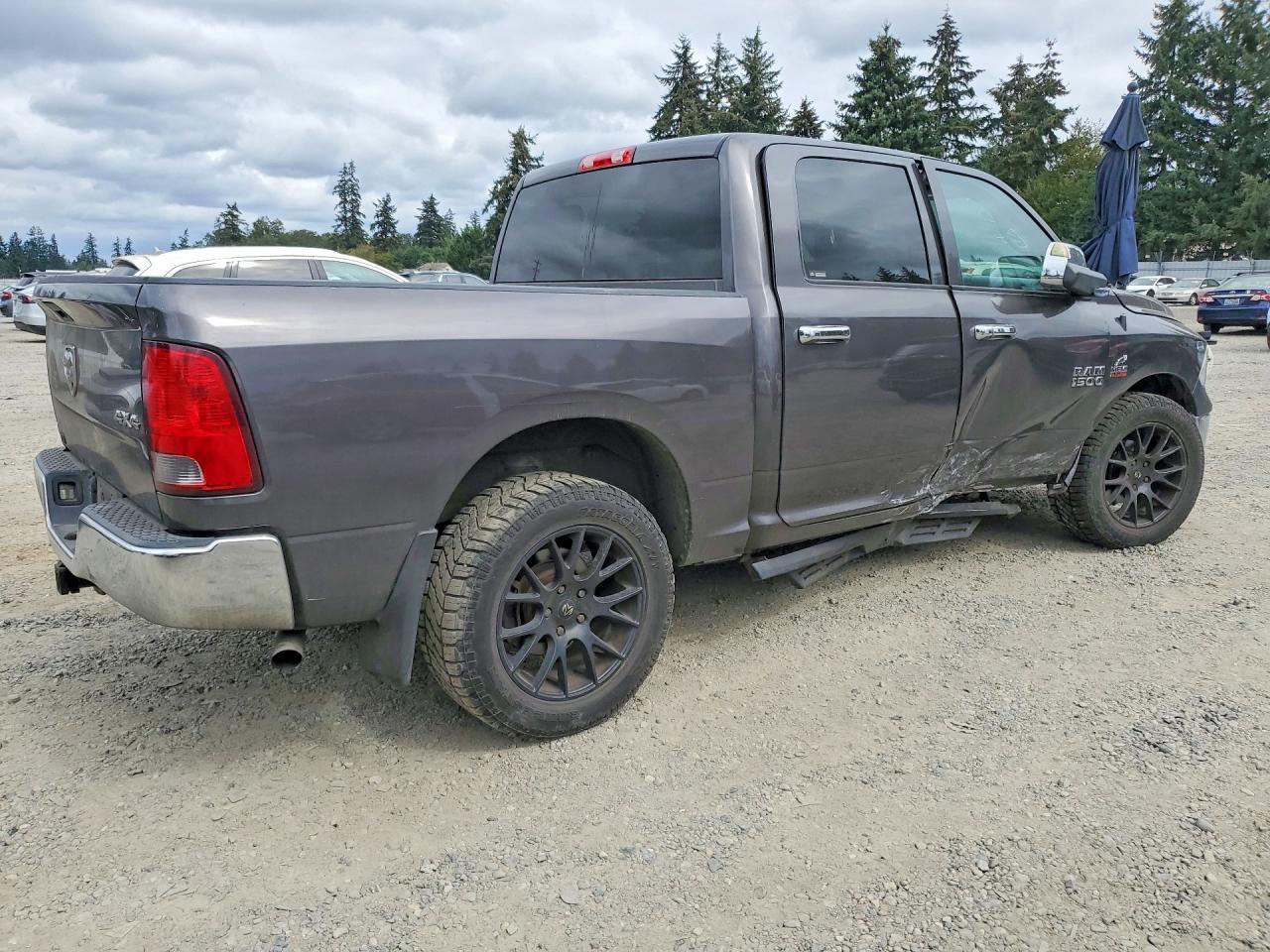 2017 Ram 1500 VIN 3C6RR7KT4HG617767 COPART salvage auction — Side, WA - BILL OF SALE, sold $3,300 on 2026-10-02 (photo 3)