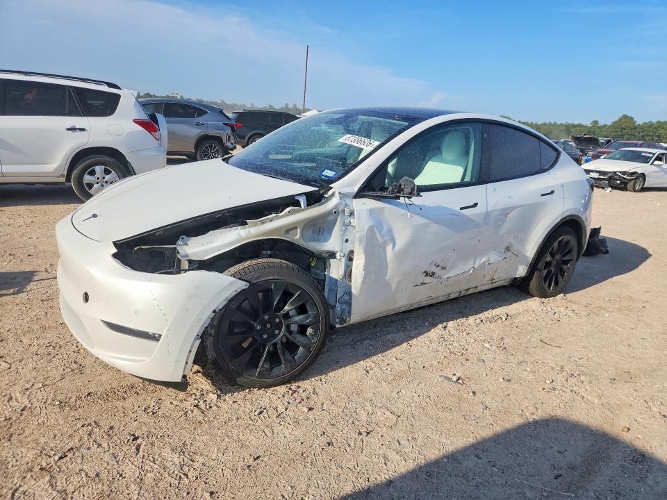 2022 Tesla Model y VIN 7SAYGAEE5NF539072 — COPART salvage auction photo