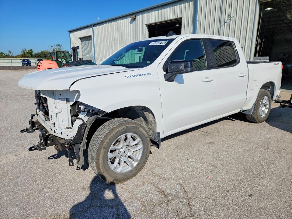 2026 Chevrolet Silverado VIN 1GCUKEED8TZ216683 — COPART salvage auction photo