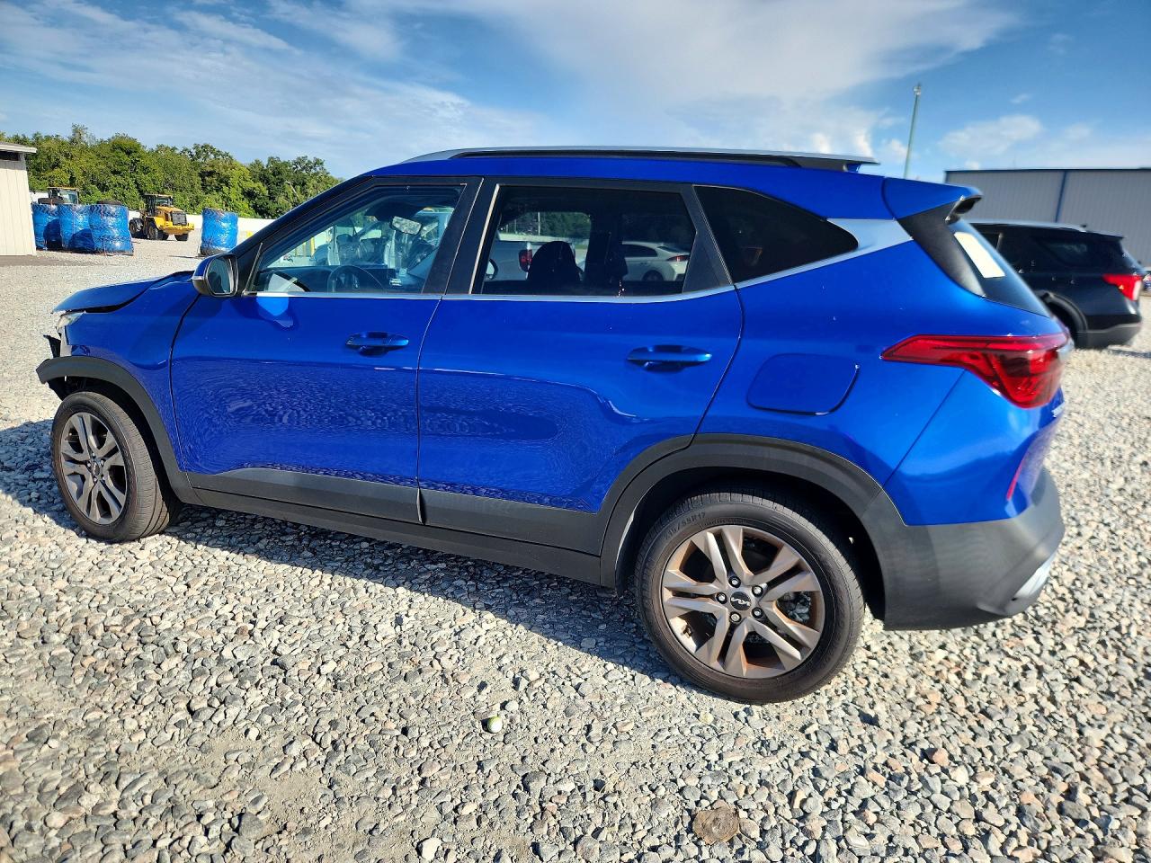 2023 Kia Seltos VIN KNDEU2AA7P7397012 COPART salvage auction — Front End, FL - CERTIFICATE OF TITLE, sold $5,300 on 2026-09-29 (photo 2)