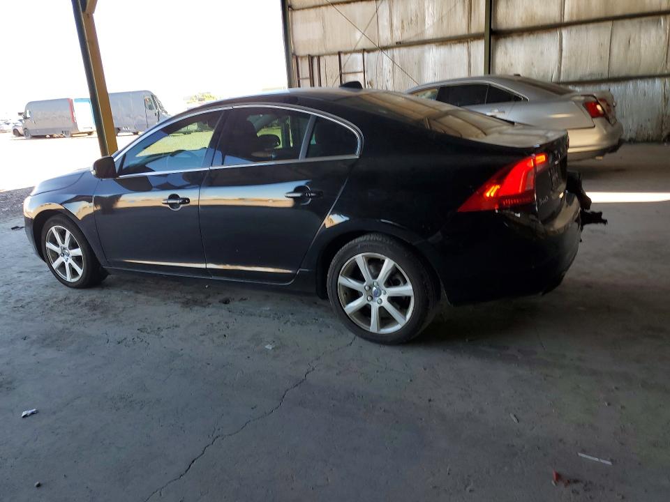 2016 Volvo S60 VIN YV126MFK6G2390621 COPART salvage auction — REAR END, Az - Cert Of Title - Salvage, sold $0 on 2026-10-01 (photo 2)