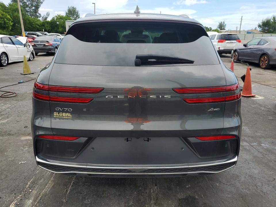 2026 Genesis Gv70 VIN KMUMBDTBXTU238836 COPART salvage auction — WATER/FLOOD, Mi - Cert Of Title-Salvage Flood, sold $9,600 on 2026-09-09 (photo 6)