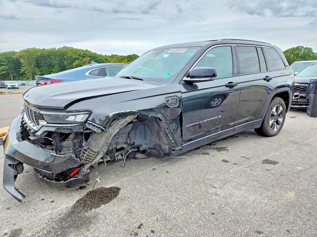 2024 Jeep Grand cherokee VIN 1C4RJYB60RC116721 — COPART salvage auction photo
