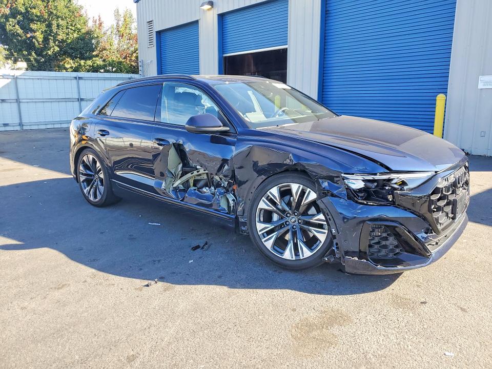 2025 Audi Q8 VIN WA1FVBF17SD023482 COPART salvage auction — FRONT END, CA - SALVAGE CERTIFICATE, sold $26,500 on 2026-09-22 (photo 4)