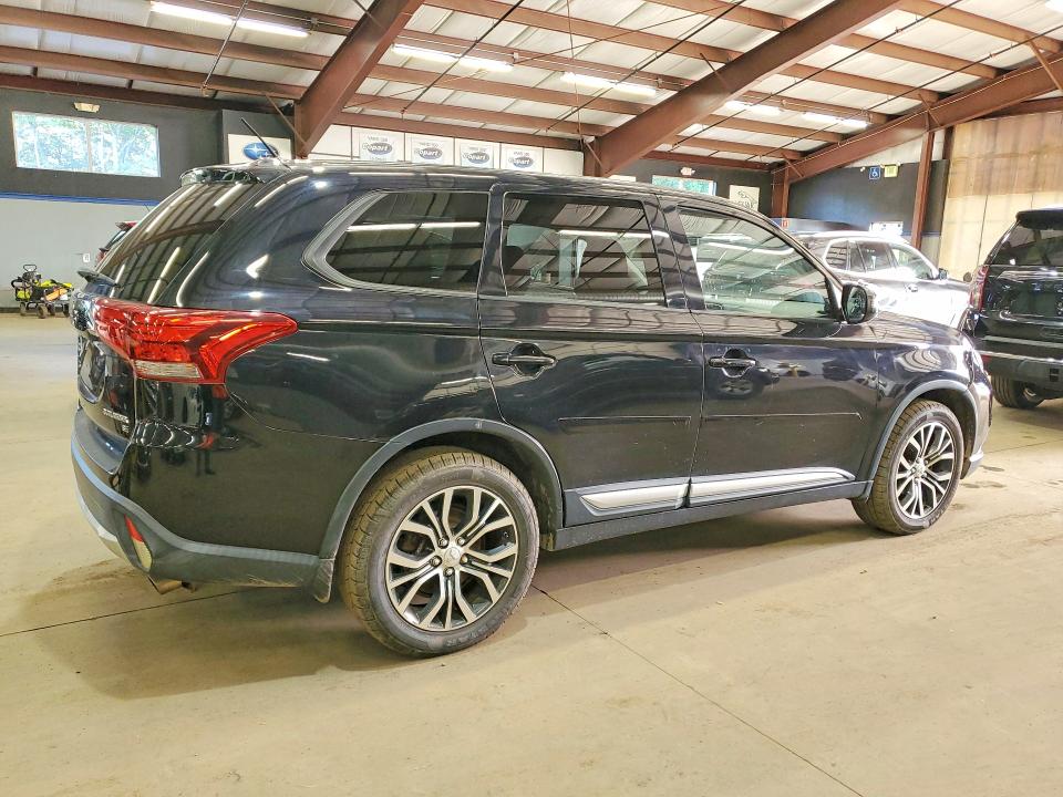 2016 Mitsubishi Outlander VIN JA4AZ3A36GZ024324 COPART salvage auction — MINOR DENT/SCRATCHES, Ma - Certificate Of Title (P), sold $4,600 on 2026-09-10 (photo 3)