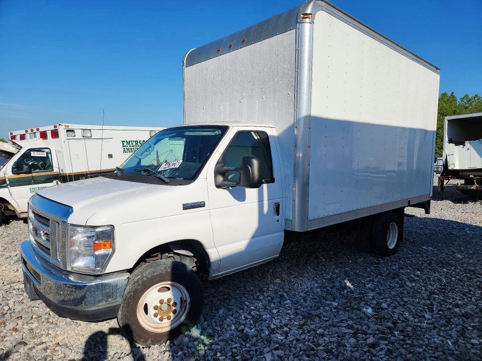 2017 Ford E-450 VIN 1FDXE4FS4HDC77394 — COPART salvage auction photo