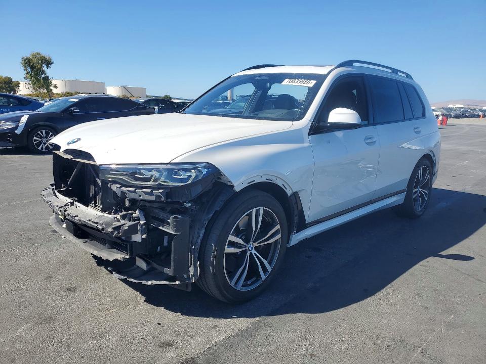 2022 BMW X7 VIN 5UXCW2C09N9L17781 — COPART salvage auction photo
