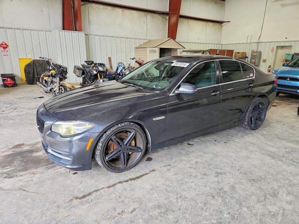 2014 BMW 5er VIN WBA5B3C56ED538840 COPART salvage auction — NORMAL WEAR, Salvage Title, sold $525 on 2026-10-10 (photo 1)