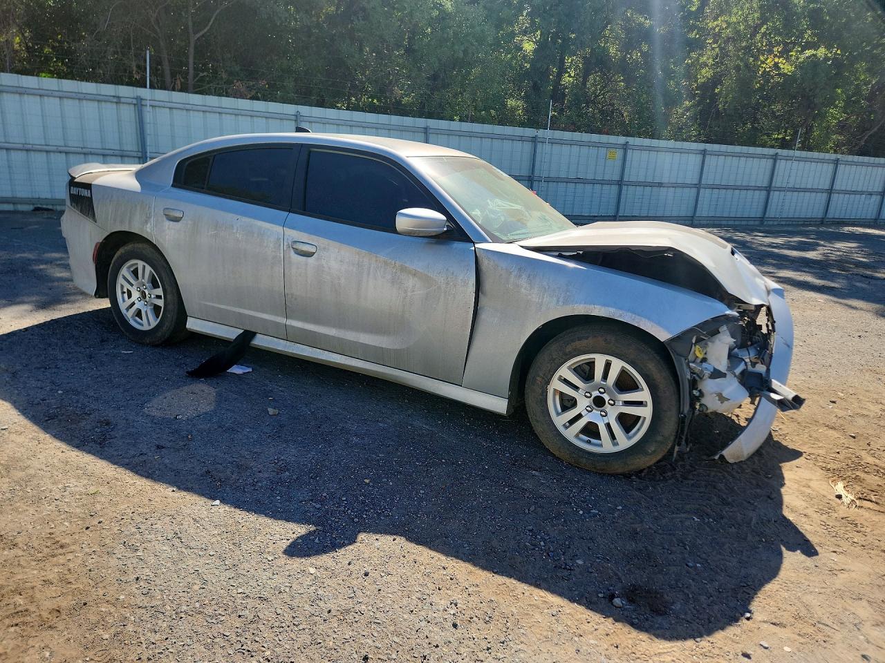 2020 Dodge Charger VIN 2C3CDXCT6LH129669 COPART salvage auction — Front End, LA - PERMIT TO SELL-SALVAGE VEHICLE, sold $4,000 on 2026-10-08 (photo 4)
