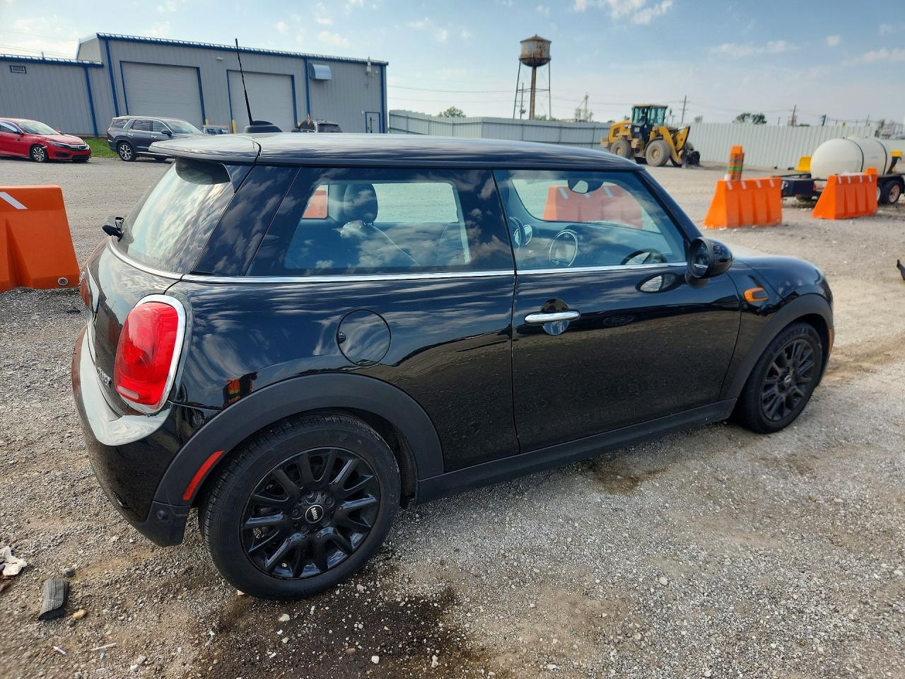 2017 Mini Cooper VIN WMWXP5C55H2D16492 COPART salvage auction — Mechanical, IL - CERTIFICATE OF TITLE, sold $1,200 on 2026-09-14 (photo 3)