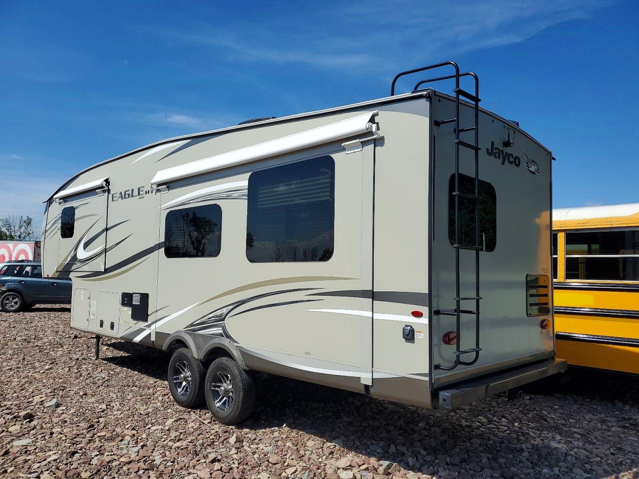 2017 Jayc O eagle ht VIN 1UJCJ0BP6H1P40064 COPART salvage auction — Top/Roof, Sm - Salvage Title, sold $3,150 on 2026-09-17 (photo 3)