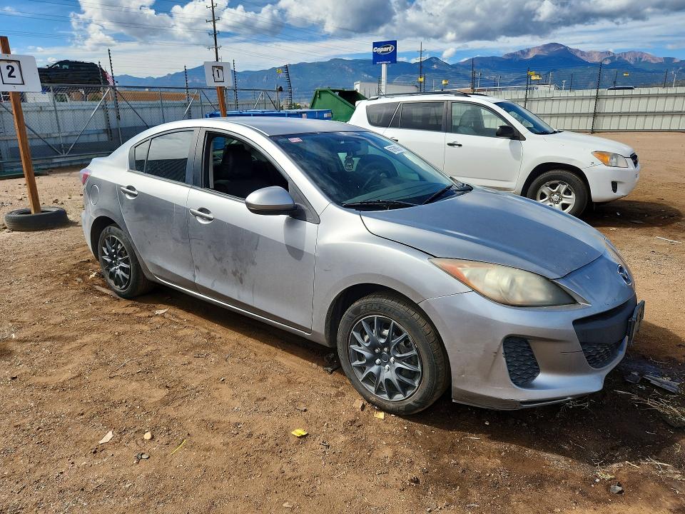 2013 Mazda 3 VIN JM1BL1TF4D1737997 COPART salvage auction — NORMAL WEAR, Co - Dis/Dlr/Exp Only Clean Title, sold $650 on 2026-09-24 (photo 4)