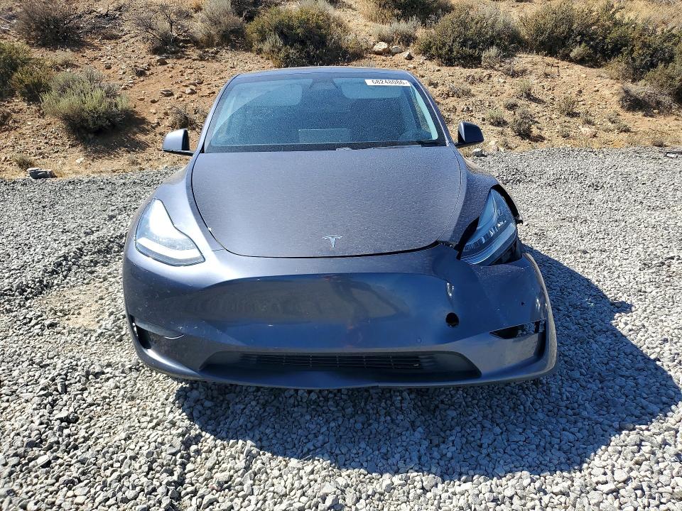 2020 Tesla Model y VIN 5YJYGDEF9LF023916 COPART salvage auction — FRONT END, NV - SALVAGE TITLE, sold $9,300 on 2026-10-08 (photo 5)