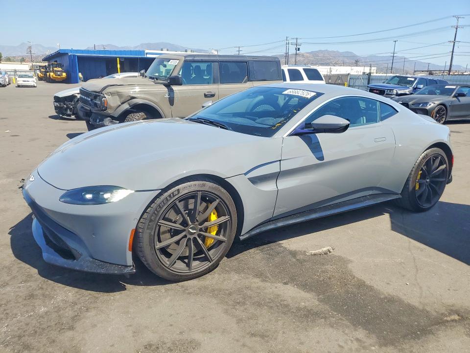 2019 Aston martin Vantage VIN SCFSMGAW1KGN01886 — COPART salvage auction photo