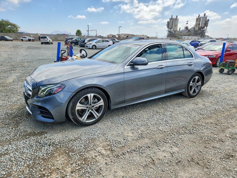 2018 Mercedes-benz E-class VIN WDDZF4JB7JA399102 — COPART salvage auction photo