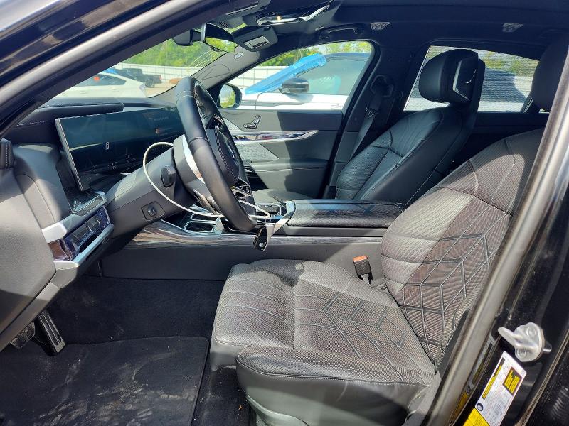 2023 BMW I7 VIN WBY53EJ05PCN06696 COPART salvage auction — NORMAL WEAR, OH - CERTIFICATE OF TITLE, sold $41,000 on 2026-09-23 (photo 7)