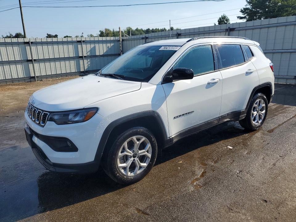2025 Jeep Compass VIN 3C4NJDBNXST616832 — COPART salvage auction photo